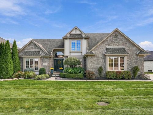52716 Woodmill Drive, Macomb Township, MI, 48042 | Card Image