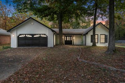 24 Yazoo Circle, House other with 3 bedrooms, 2 bathrooms and null parking in Maumelle AR | Image 1