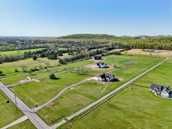 3233 E Jefferson Pike, House other with 4 bedrooms, 5 bathrooms and 3 parking in Lascassas TN | Image 90