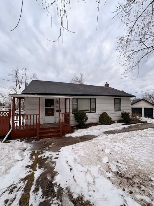 706 Fairbairn St, Peterborough, ON, K9H6B5 | Card Image