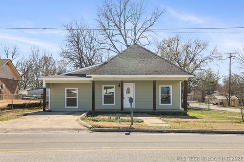 421 W Arkansas St, Durant, OK, 74701-5847 | Card Image