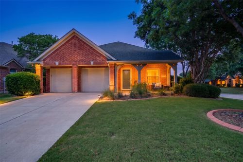 401 Manders Ct, Irving, TX, 75063-5351 | Card Image