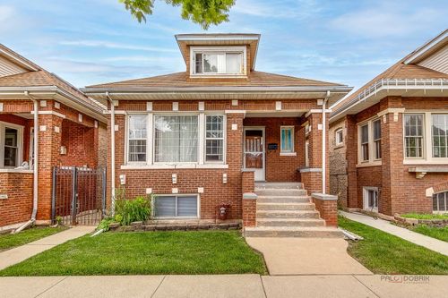 4439 W Deming Place, Chicago, IL, 60639 | Card Image