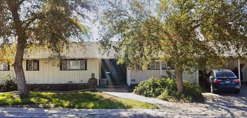 1245 Aurora Dr, El Centro, CA, 92243-4332 | Card Image