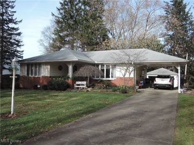 74 Buena Vista, House other with 3 bedrooms, 2 bathrooms and null parking in Youngstown OH | Image 2