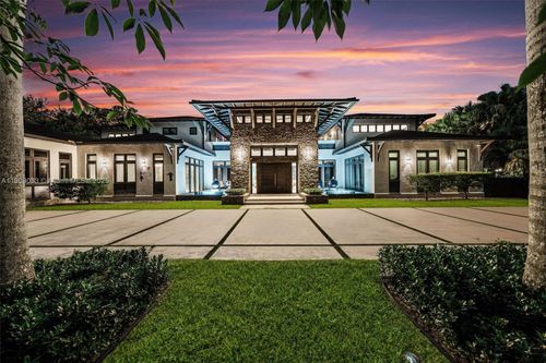 8961 Sw 62nd Ct, Pinecrest, FL, 33156-1802 | Card Image