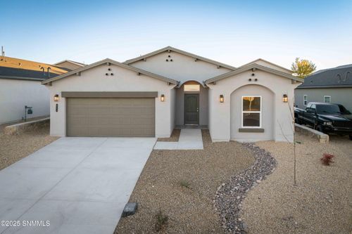 2240 Torreon Rd, Las Cruces, NM, 88012-8080 | Card Image