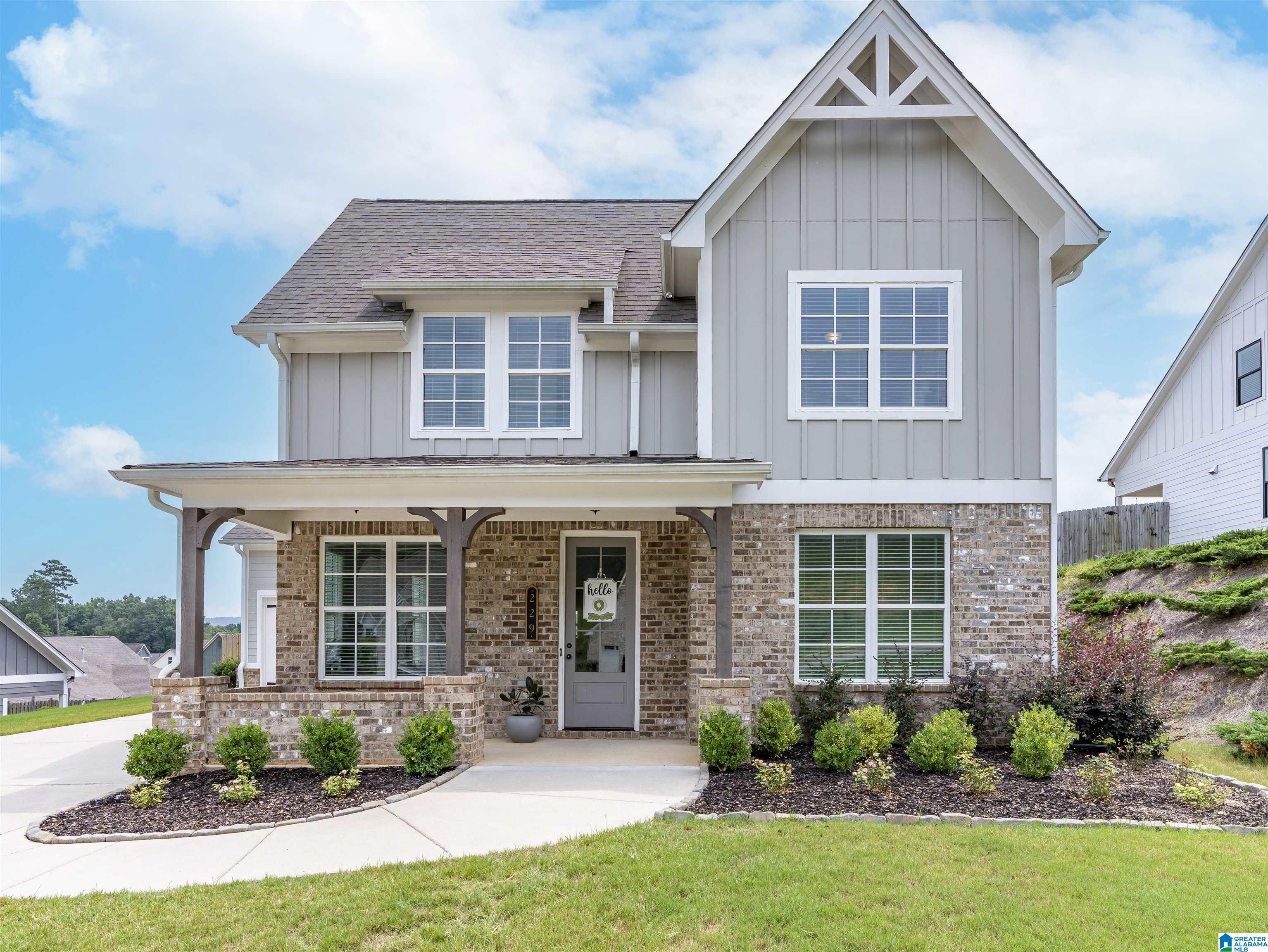 Residential in MOODY 5