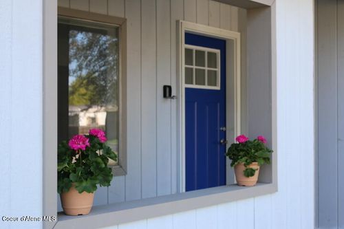 house-1024 Washington Ave, Sandpoint, ID, 83864-2177 | Card Image