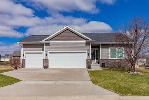 705 Se 15th St, Grimes, IA, 50111-2272 | Card Image