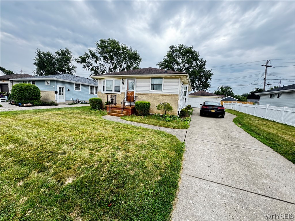 Residential Lease in Cheektowaga