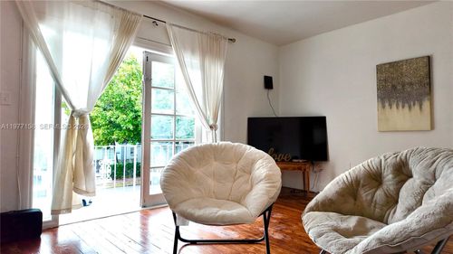 apt-14-945 Meridian Ave, Miami Beach, FL, 33139-8438 | Card Image