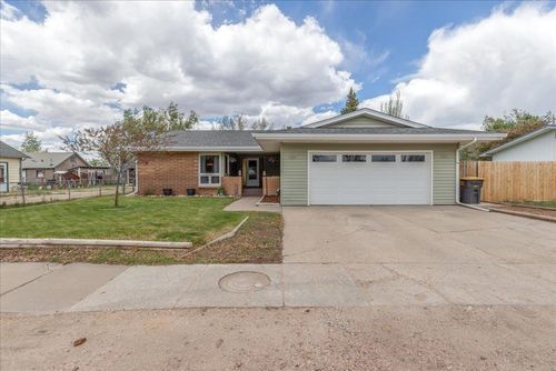312 W Main Ave, Saratoga, WY, 82331-5172 | Card Image