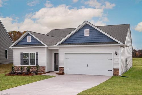 3434 Robindale Dr, Winston Salem, NC, 27107-1762 | Card Image