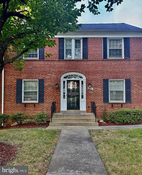 8216 Eastern Ave Nw, WASHINGTON, DC, 20012-1313 | Card Image