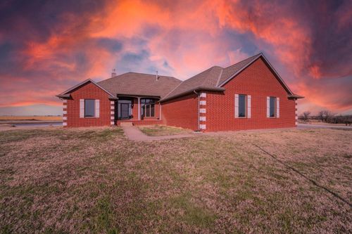 757 S Meridian Rd, Wellington, KS, 67152-8371 | Card Image