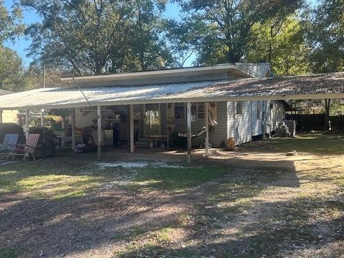 465 Lindberg St, Vidor, TX, 77662-5533 | Card Image