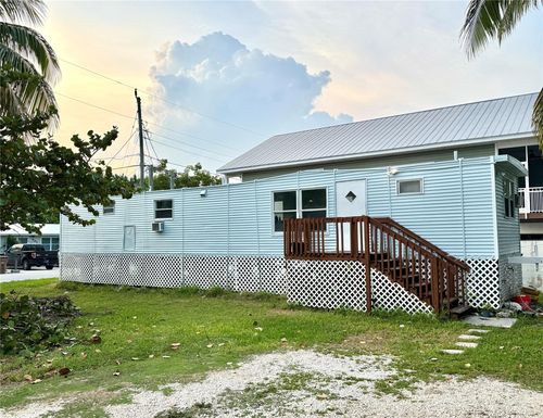 728 92nd Street Ocean, Marathon, FL, 33050-3224 | Card Image