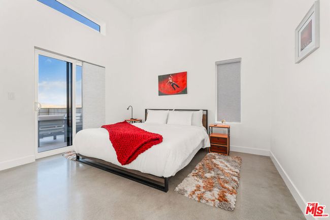 6655 Cascade Rd, House other with 3 bedrooms, 2 bathrooms and 8 parking in Joshua Tree CA | Image 22