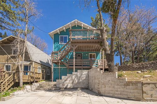 33080 Robin Ln, Running Springs, CA, 92382-7514 | Card Image