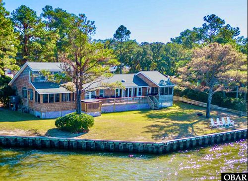 107 Bartow Dr, Manteo, NC, 27954-9504 | Card Image