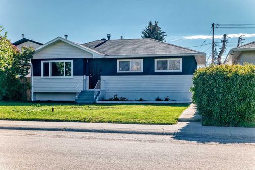 1508 45 St Se, Calgary, AB, T2A1N2 | Card Image