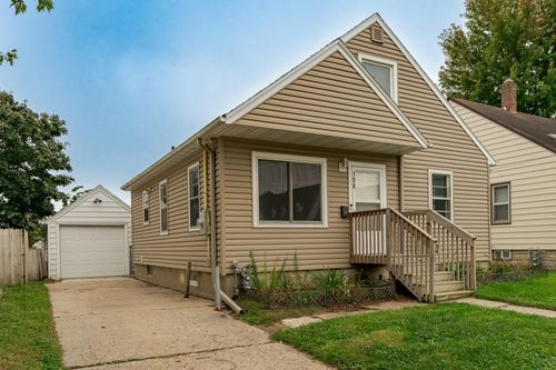 106 10 1/4 St Se, Rochester, MN, 55904-6431 | Card Image