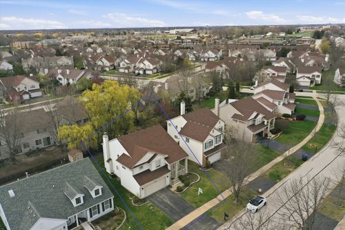 2824 Whitehall Ln, Naperville, IL, 60564-8489 | Card Image