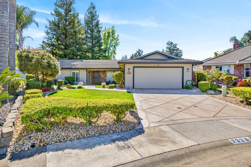 7328 Perera Circle, Sacramento, CA, 95831 | Card Image