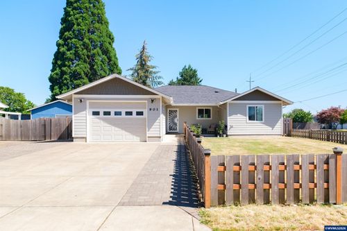 901 W Vine St, Lebanon, OR, 97355-2035 | Card Image