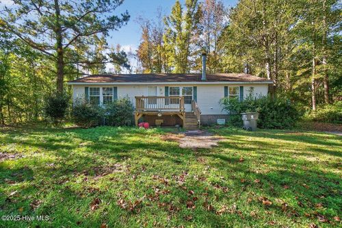 93 Laura Ct Ne, Winnabow, NC, 28479-5704 | Card Image