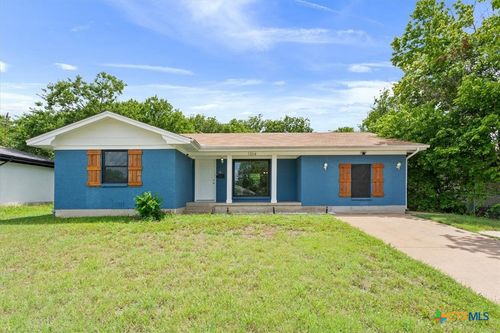 1304 Metropolitan Dr, Killeen, TX, 76541-8224 | Card Image