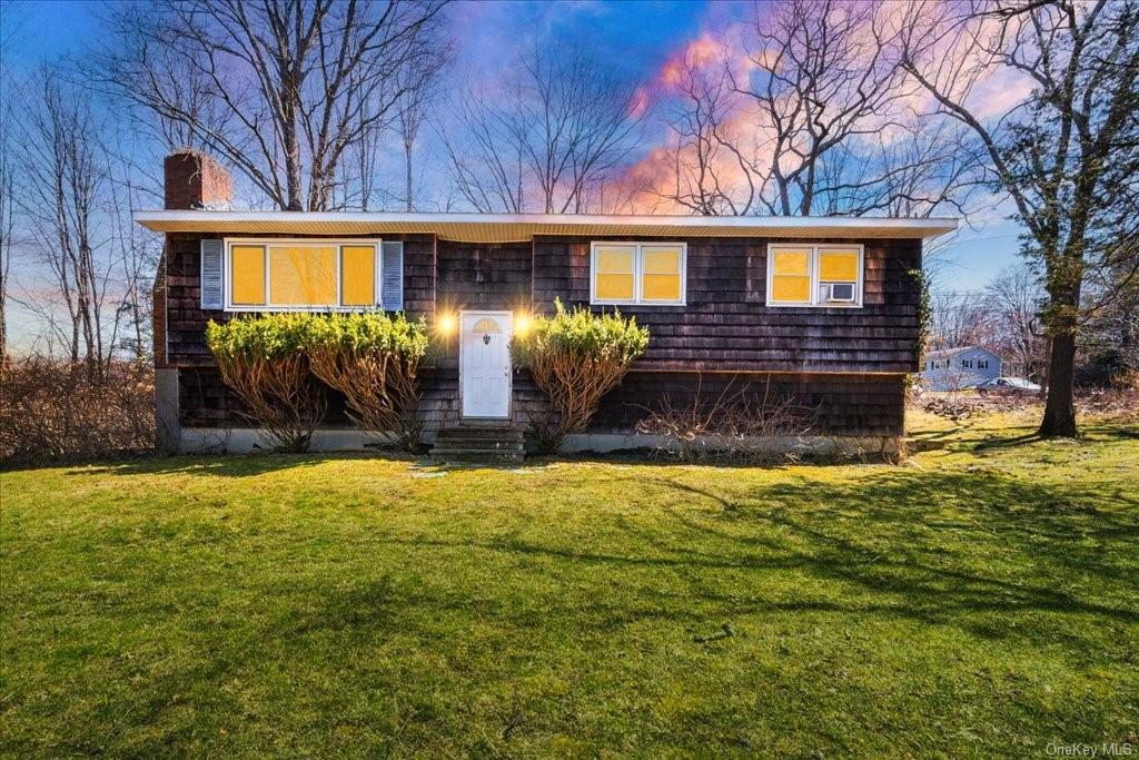 Park Cir, Montgomery, NY 12549