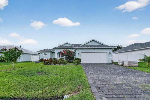 1438 Sw Calmar Ave, Port St. Lucie, FL, 34953-6512 | Card Image