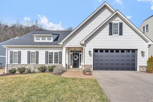 1008 Claremont Ct Sw, Roanoke, VA, 24014-3104 | Card Image