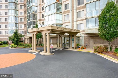 unit-418-19375 Cypress Ridge Ter, LEESBURG, VA, 20176-5185 | Card Image