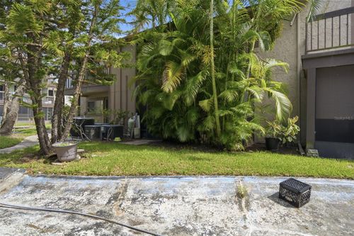 14a2-6314 Newtown Cir, Tampa, FL, 33615-3610 | Card Image