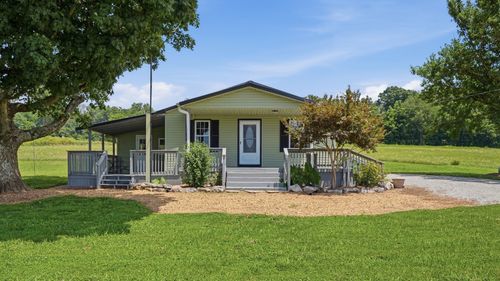 840 Crawford Ln, Belvidere, TN, 37306-2152 | Card Image