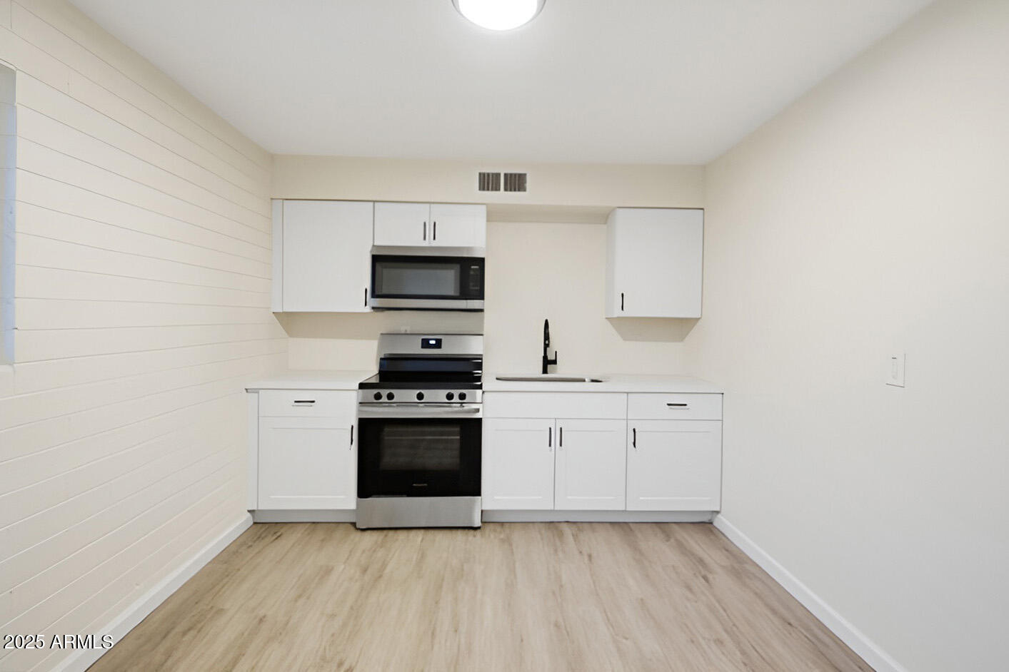 Residential Income in Phoenix 3