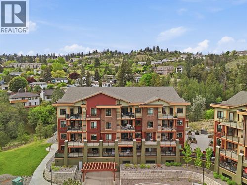 2101-1405 Springhill Dr, Kamloops, BC, V2C0B4 | Card Image