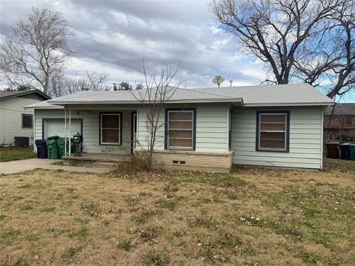 812 Westway Street, Denton, TX, 76201 | Card Image