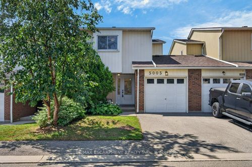 57-5005 Pinedale Ave, Burlington, ON, L7L5J6 | Card Image