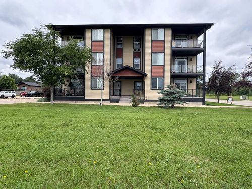 303-605 6 Avenue Se, Slave Lake, AB, T0G2A3 | Card Image