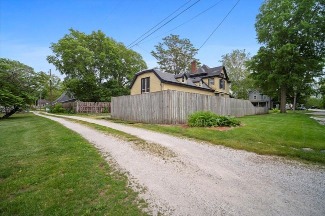 219 W Bennett St, House other with 4 bedrooms, 3 bathrooms and 2 parking in Pontiac IL | Image 27