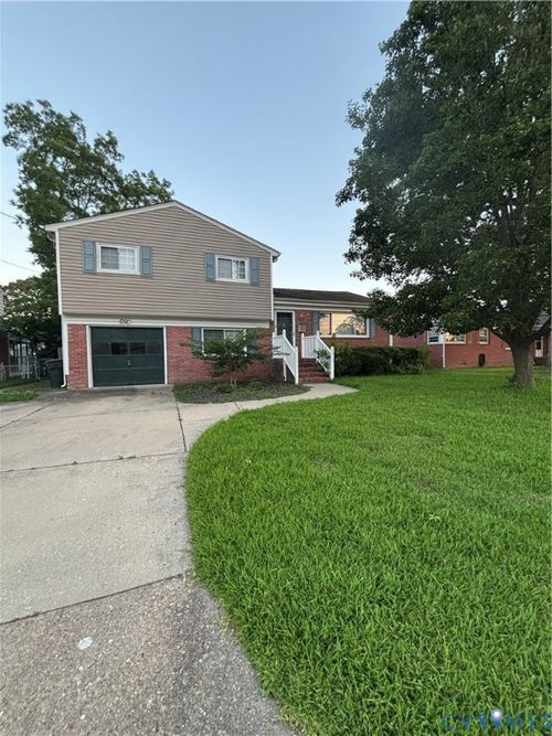 16 Bonneville Dr, Hampton, VA, 23664-1806 | Card Image