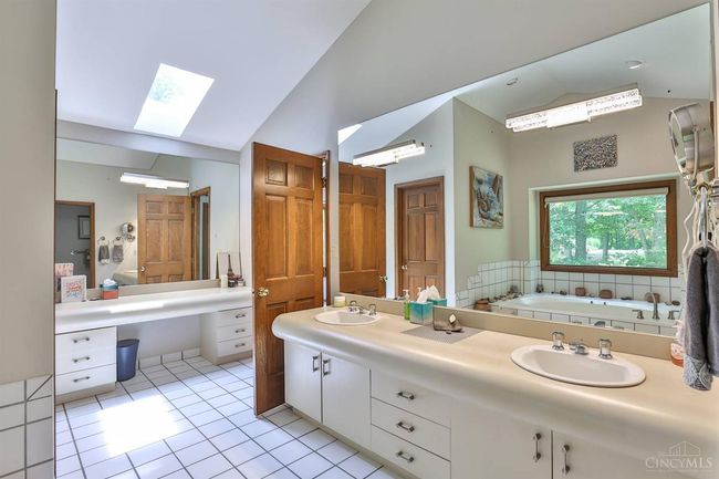 9396 Kemper Grove Ln, House other with 4 bedrooms, 4 bathrooms and null parking in Symmes Twp OH | Image 22