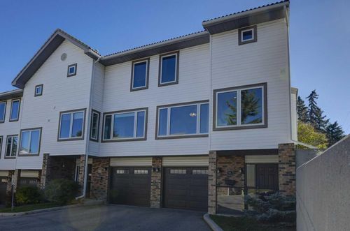 96 Coachway Gardens Sw, Calgary, AB, T3H2V9 | Card Image