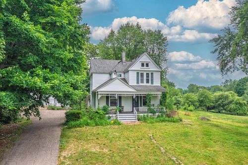 990 River St, Allegan, MI, 49010-9505 | Card Image