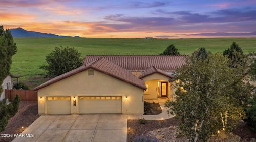 7236 N Pinnacle Pass Dr, Prescott Valley, AZ, 86315-3458 | Card Image