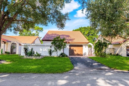 1150 Nw 22nd Ave, Delray Beach, FL, 33445-2638 | Card Image